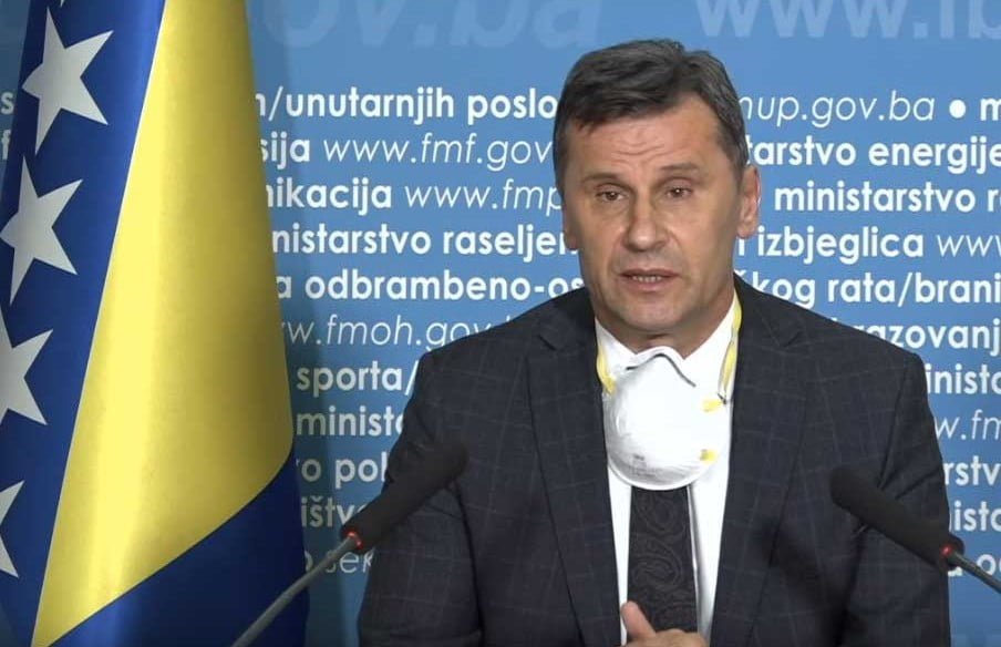 Premijer Fadil Novalić: Vrlo brzo ćemo krenuti sa 300 miliona km pomoći  privredi putem garantnih aranžmana – RBFBIH
