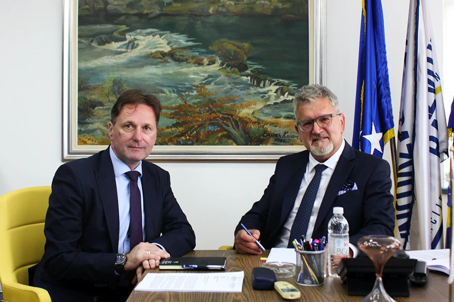 Hrnjic_s_predstavnicima_Razvojne_banke_FBiH_900px